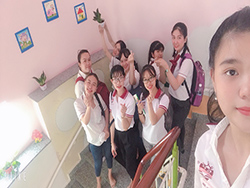 học sinh sư phạm mầm non dễ thương