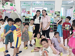 học sinh ngành sư phạm mầm non 